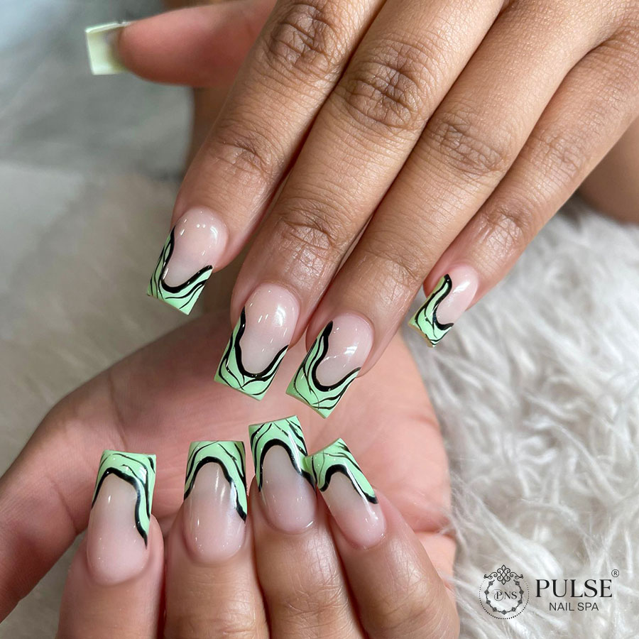 Pulse Nail Spa In Buford
